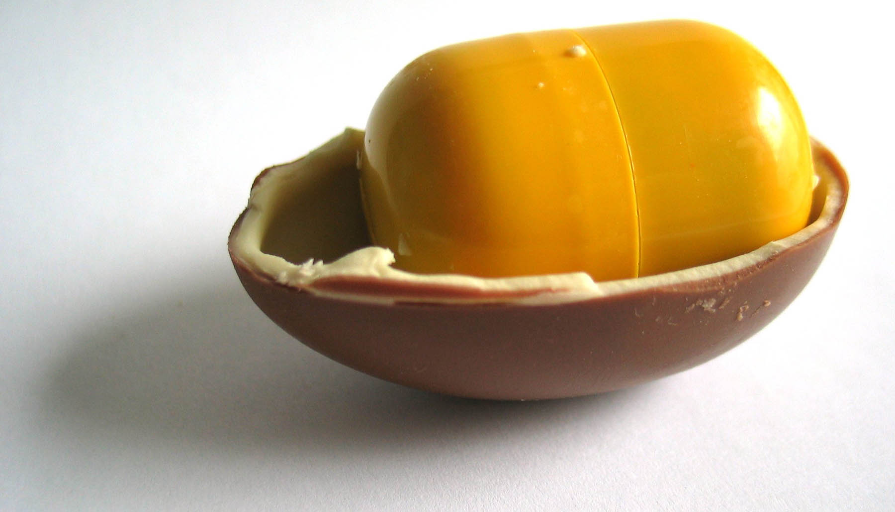 Pochoutka jménem Kinder Surprise Pochoutka jménem Kinder Surprise